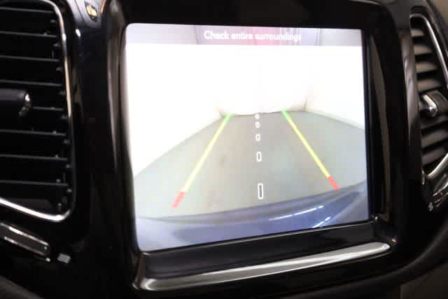 Thumbnail: 2020 Jeep Compass - 17