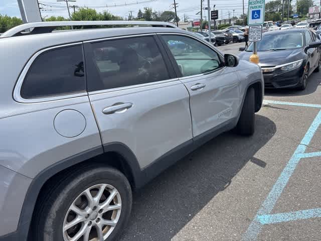 Thumbnail: 2015 Jeep Cherokee - 14