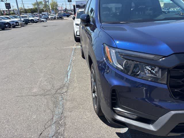 Thumbnail: 2023 Honda Passport - 18