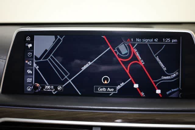 Thumbnail: 2016 BMW 7 Series - 29