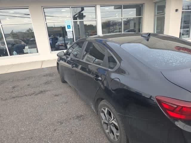 Thumbnail: 2019 Kia Forte - 8