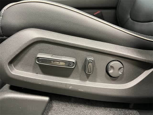 Thumbnail: 2025 Honda Pilot - 16