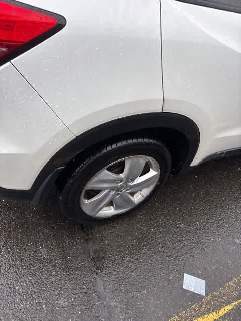 Thumbnail: 2019 Honda HR-V - 16