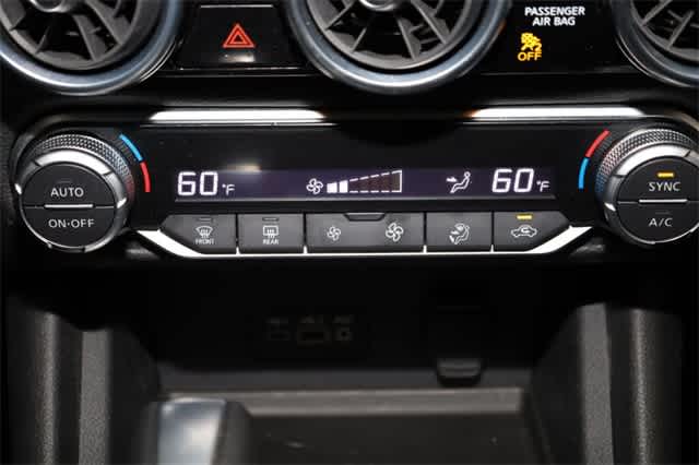 Thumbnail: 2020 Nissan Sentra - 30