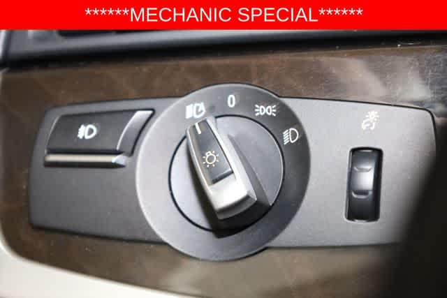 Thumbnail: 2011 BMW 5 Series - 26