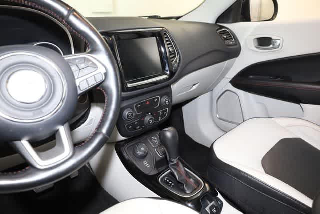Thumbnail: 2020 Jeep Compass - 16