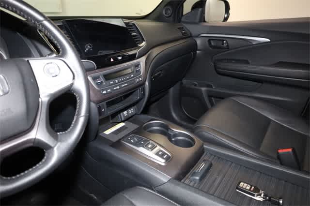 Thumbnail: 2023 Honda Passport - 23