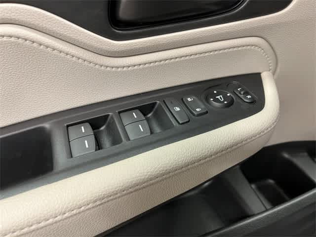 Thumbnail: 2026 Honda Odyssey - 14