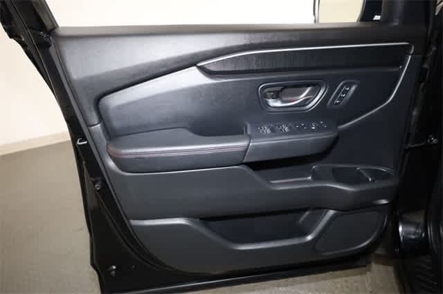 Thumbnail: 2025 Honda Pilot - 13