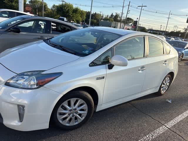 Thumbnail: 2013 Toyota Prius - 3