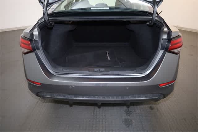 Thumbnail: 2020 Nissan Sentra - 33