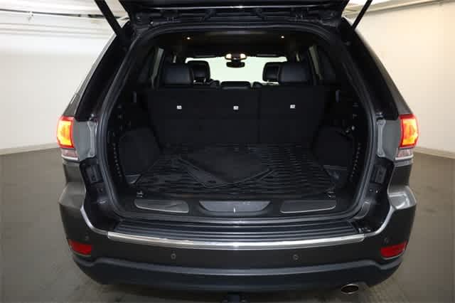 Thumbnail: 2017 Jeep Grand Cherokee - 35