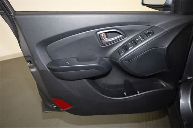 Thumbnail: 2014 Hyundai Tucson - 13