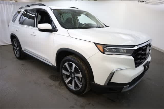 Thumbnail: 2023 Honda Pilot - 10