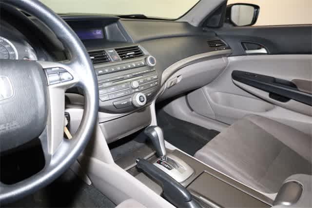 Thumbnail: 2011 Honda Accord - 23