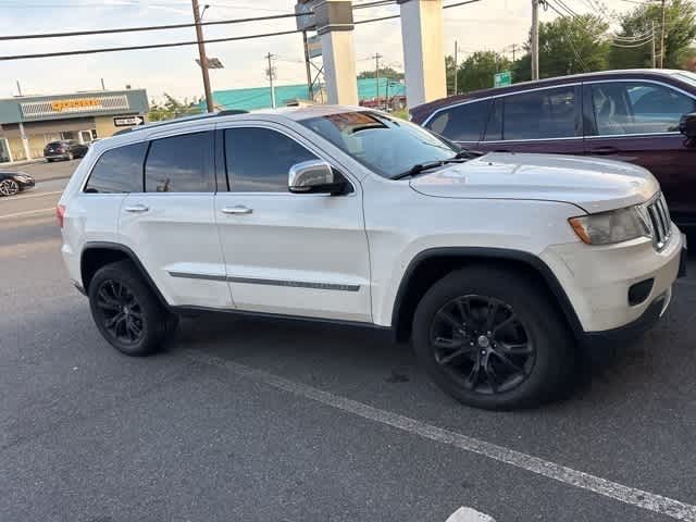 Thumbnail: 2012 Jeep Grand Cherokee - 11