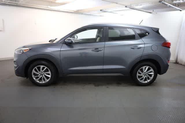 Thumbnail: 2016 Hyundai Tucson - 3