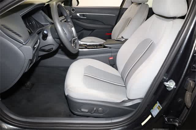 Thumbnail: 2021 Hyundai Sonata - 16