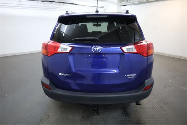 Thumbnail: 2015 Toyota RAV4 - 6