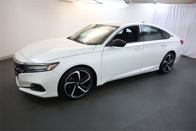 2022 Honda Accord Sport 2