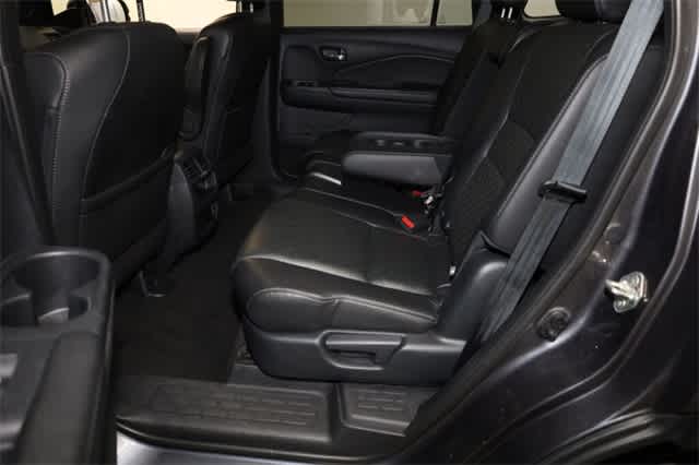 Thumbnail: 2019 Honda Passport - 21