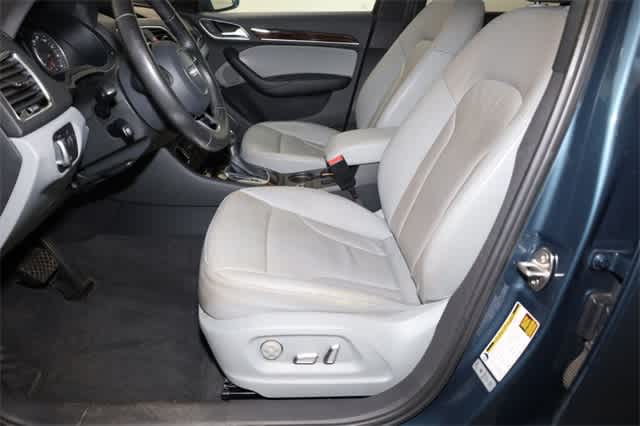 Thumbnail: 2016 Audi Q3 - 15