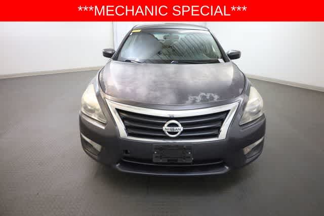 Thumbnail: 2013 Nissan Altima - 12