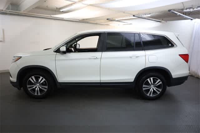 Thumbnail: 2017 Honda Pilot - 3