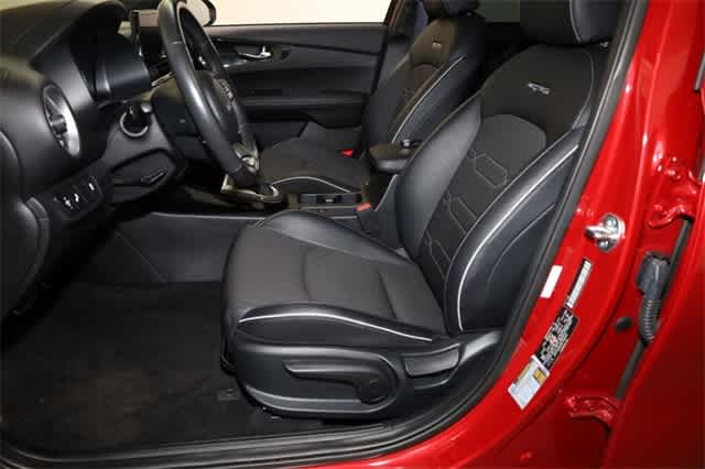 Thumbnail: 2024 Kia Forte - 15