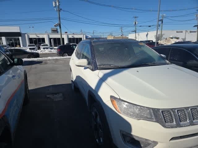 Thumbnail: 2018 Jeep Compass - 18