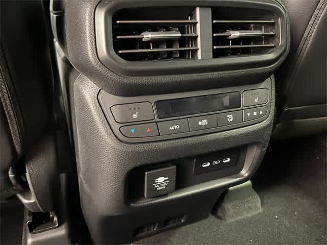 2025 Honda Pilot Black Edition 23
