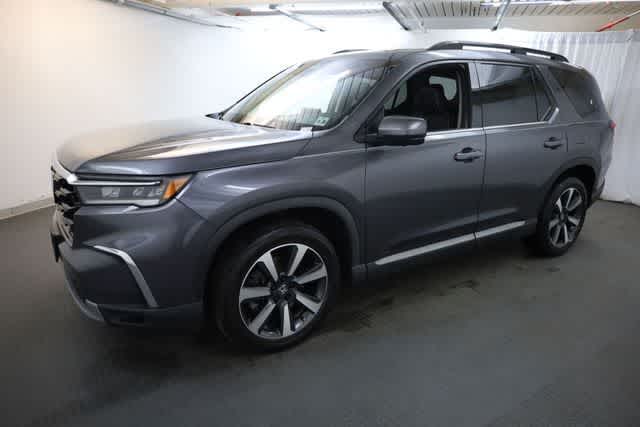 Thumbnail: 2023 Honda Pilot - 2