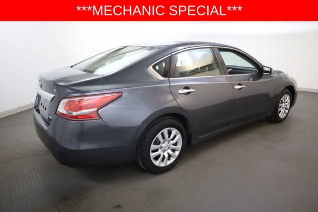 Thumbnail: 2013 Nissan Altima - 8