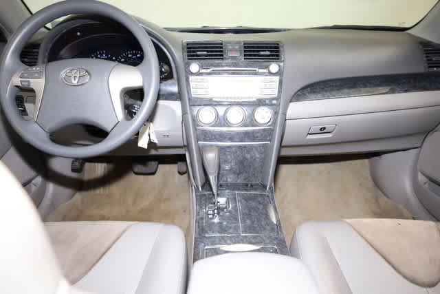 Thumbnail: 2010 Toyota Camry - 21