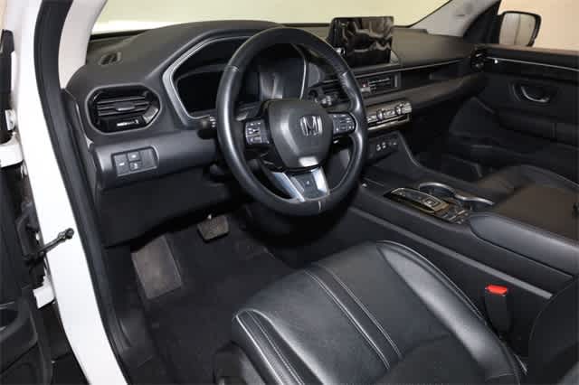 Thumbnail: 2023 Honda Pilot - 14