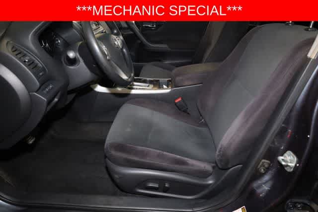 Thumbnail: 2013 Nissan Altima - 15