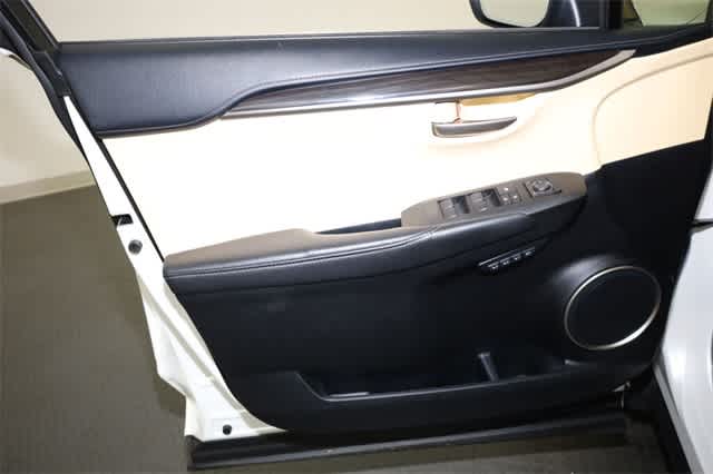 2016 Lexus NX 200t 13
