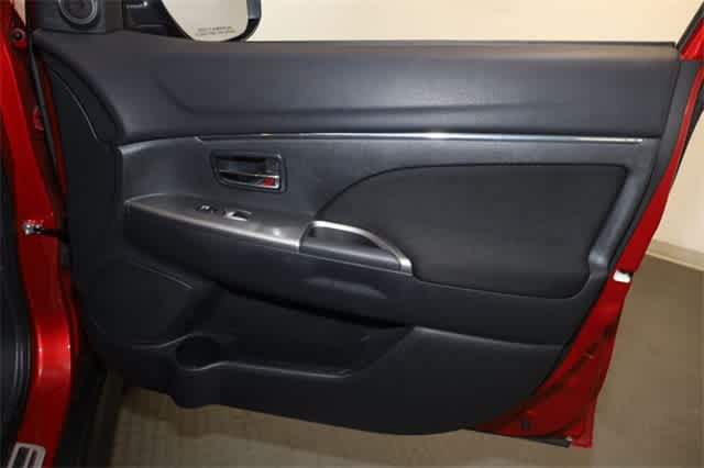 Thumbnail: 2019 Mitsubishi Outlander Sport - 22