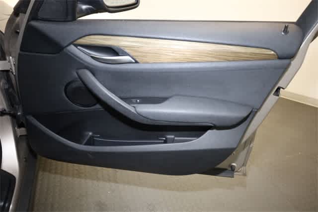 Thumbnail: 2013 BMW X1 - 22