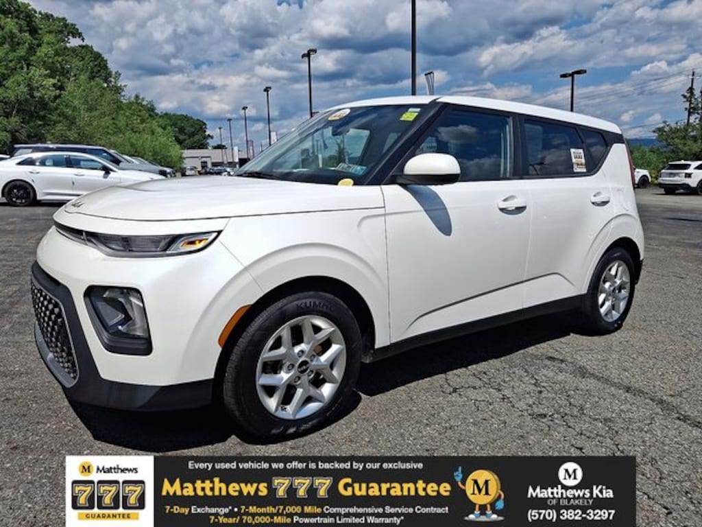 Used 2022 Kia Soul LX Hatchback