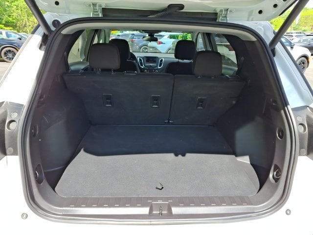 Additional photo of vehicle.