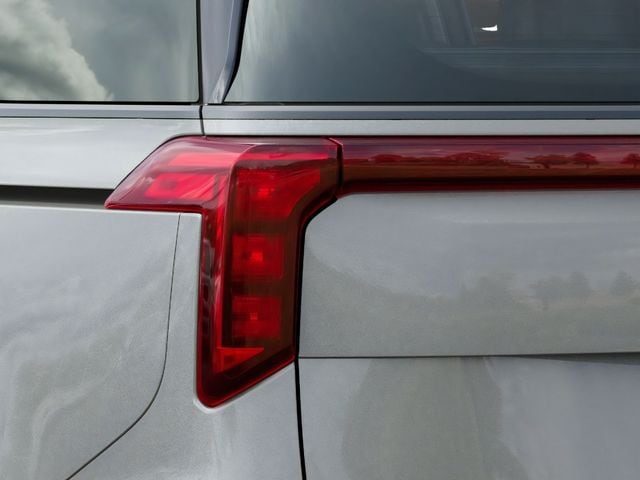 Additional photo of vehicle.
