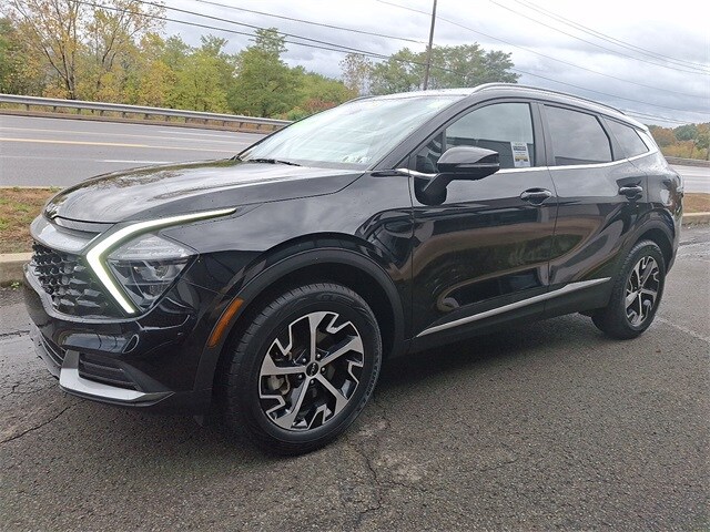 2023 Kia Sportage EX photo 3