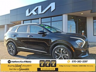 2023 Kia Sportage EX SUV