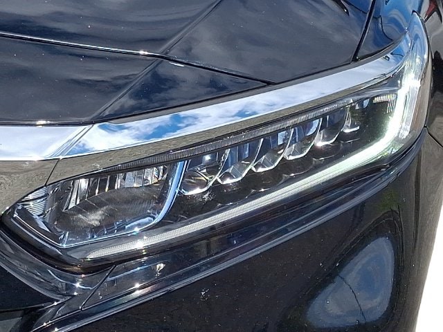 Additional photo of vehicle.