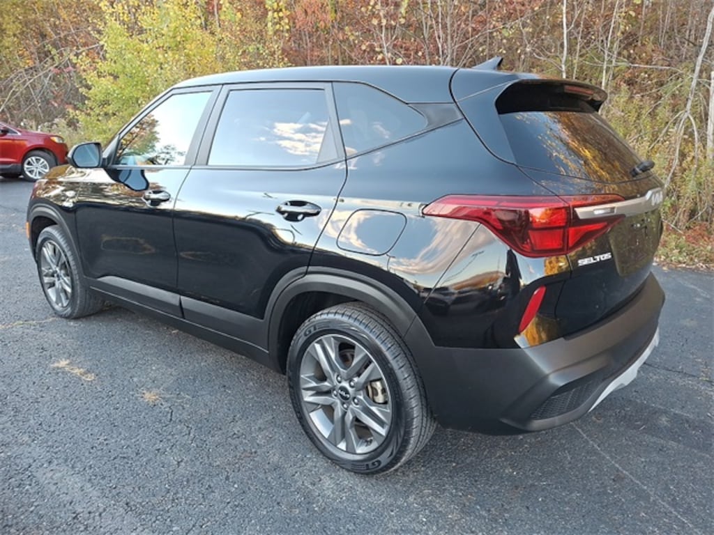 Certified 2023 Kia Seltos LX SUV