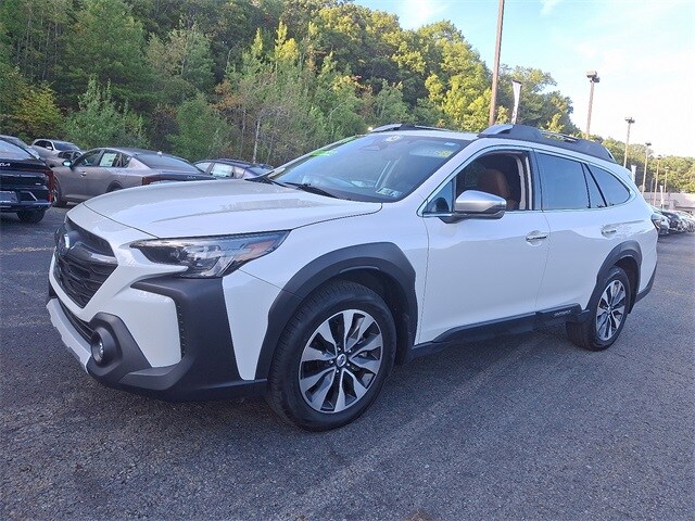 2024 Subaru Outback Touring XT photo 3