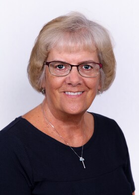 Staff member Cathy Mazzei from ID_b31542e77813