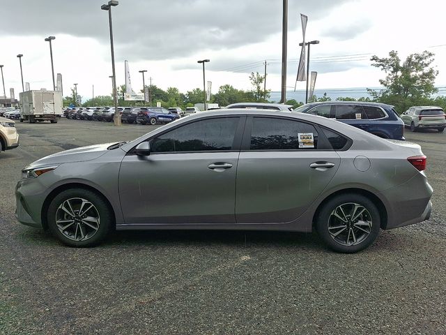 Used 2023 Kia Forte LXS with VIN 3KPF24AD4PE691600 for sale in Blakely, PA