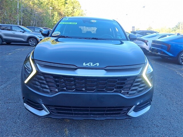 2023 Kia Sportage LX photo 2